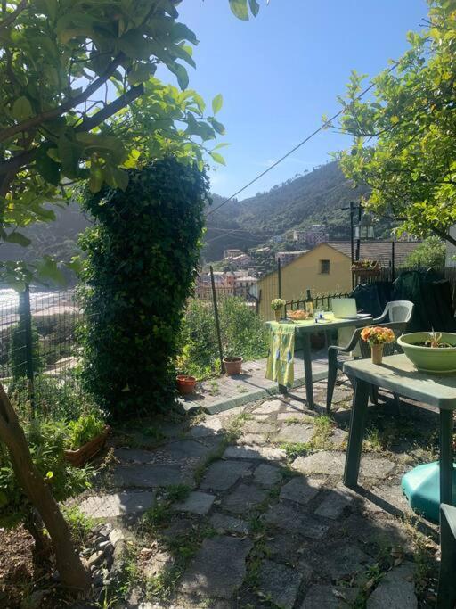 Ferienwohnung Cozy Beach House With Nice Garden, Basic Feel Bonassola Exterior foto